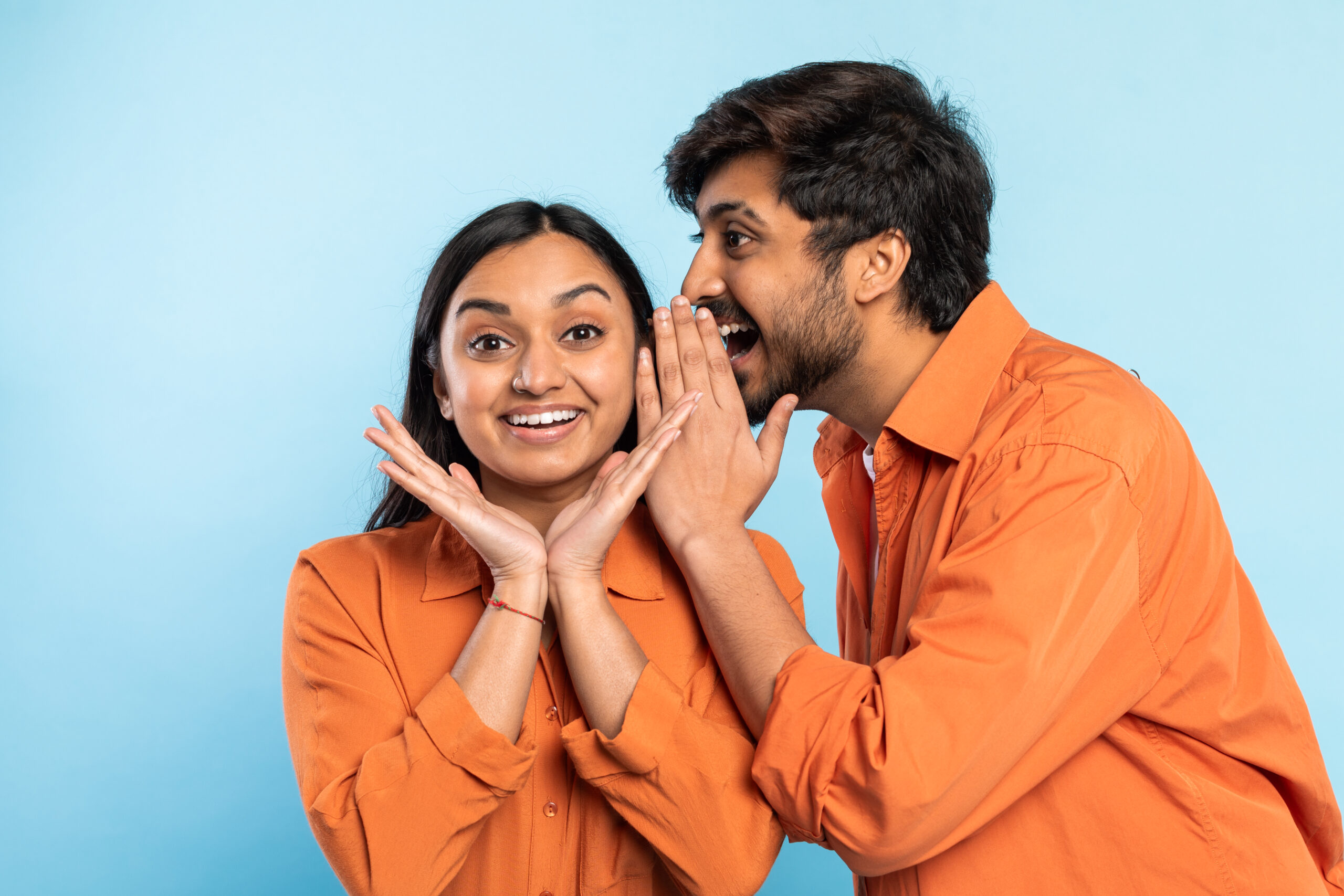 Two young people practicing conversational Hindi with enthusiasm, representing Simply Hindi’s friendly and confident approach to daily Hindi speaking practice.